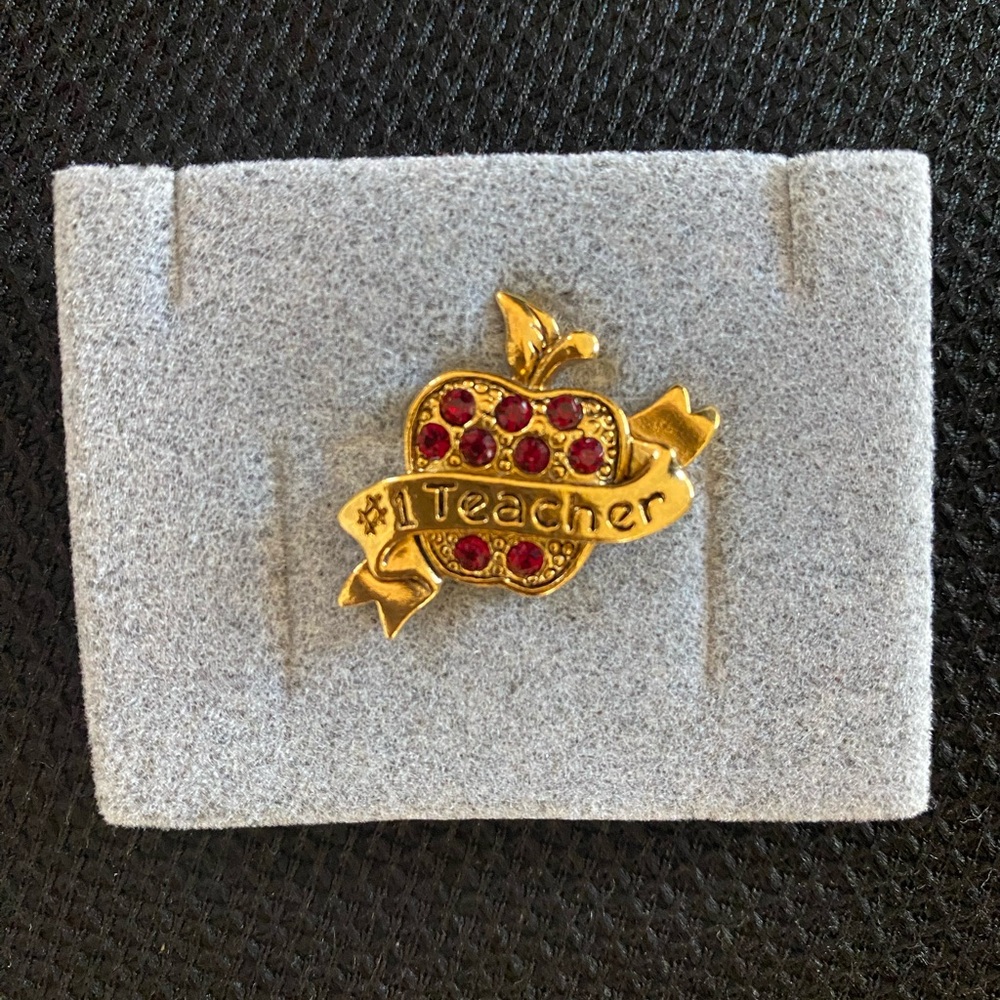 #1 Teacher pin